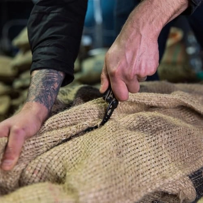 Siyah Renkli Çok Amaçlı Pense, Kullanışlı Tasarım