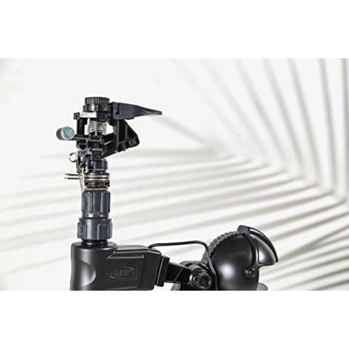 Siyah Renkli Hareketli Yağmurlama Sistemi