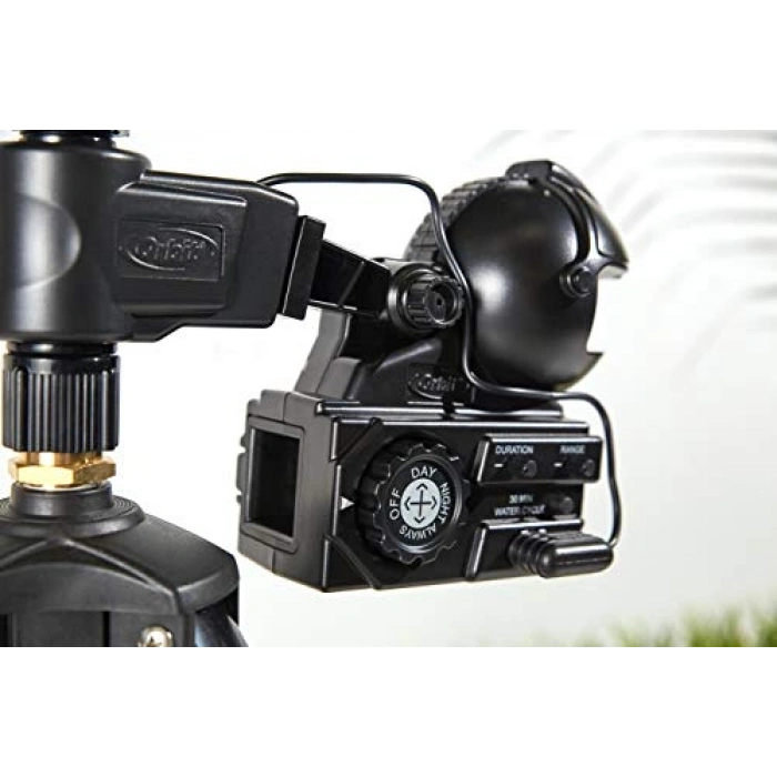 Siyah Renkli Hareketli Yağmurlama Sistemi