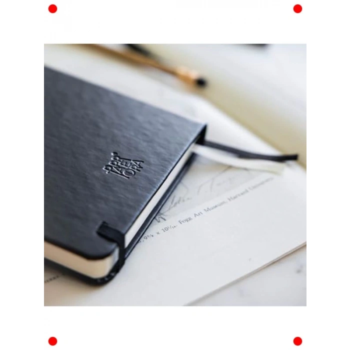 Siyah Sert Kapak Eskiz Defteri - 12x12 cm, 80 Yaprak, 140 gr