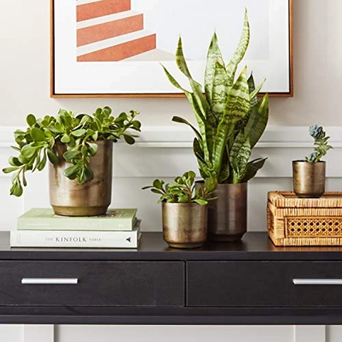 Tek Boy Metal Çiçeklik, Pirinç Malzemeden Üretilmiştir