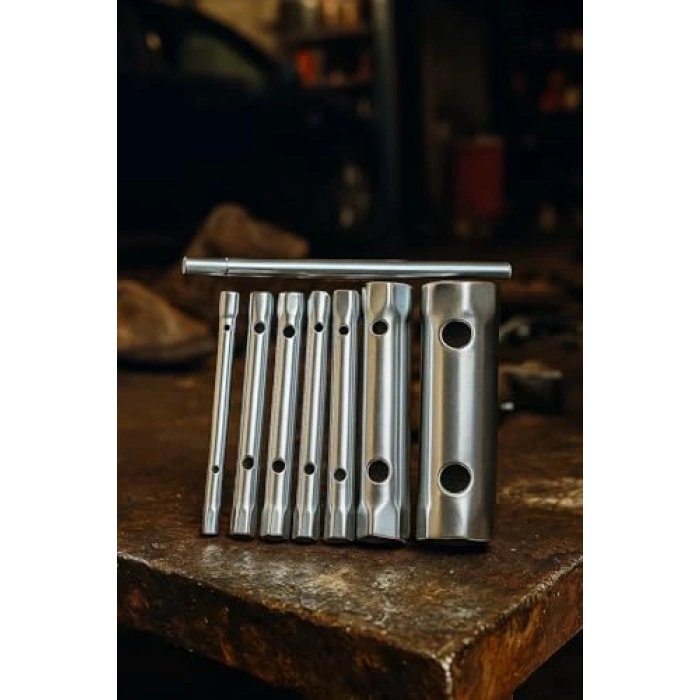 Tekli Arapuar Beyaz Plastik Elektrik Anahtar Priz