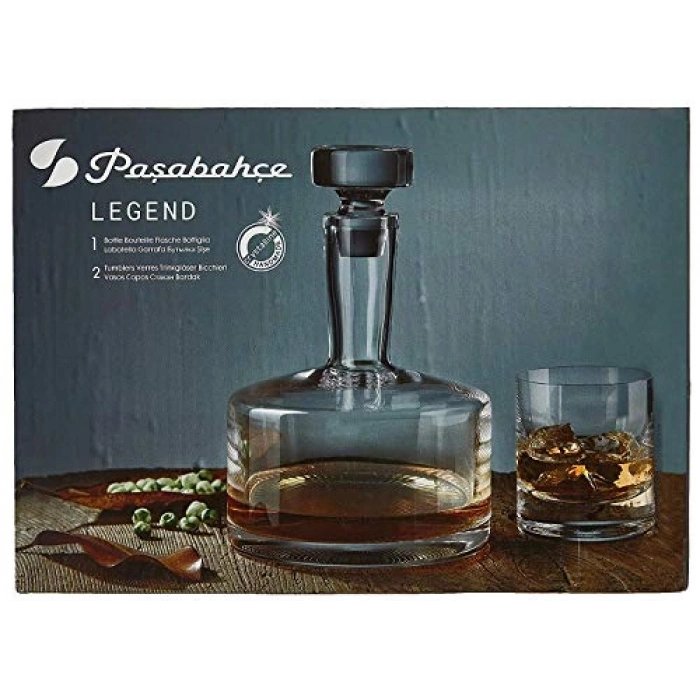 Viski seti, şık sunum için ideal, kaliteli malzemeden üretilmiştir