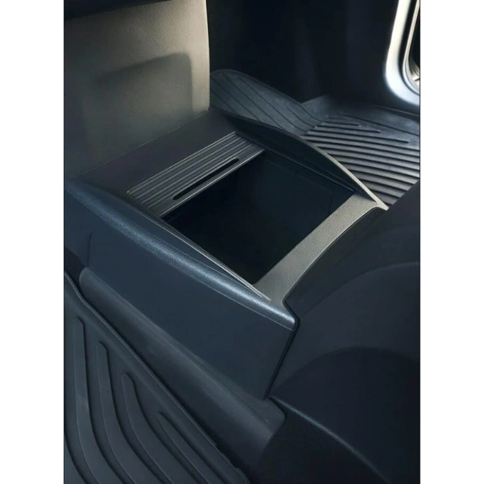 Volkswagen Golf 8 ile Uyumlu 3D Alt Saklama Kutusu