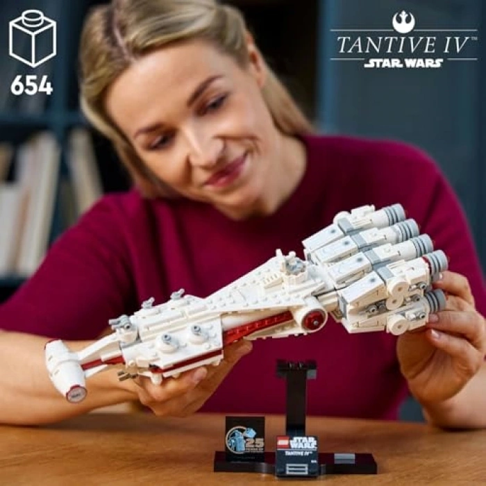 Yetişkinlere Yönelik 654 Parça Star Wars Model Yapım Seti