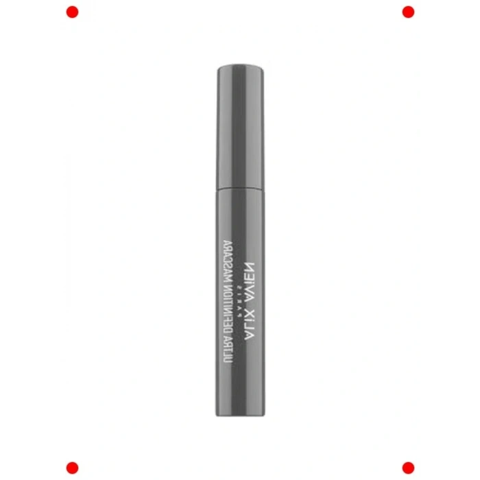 Yoğun Hacim ve Kıvrım Veren Kalıcı Siyah Maskara