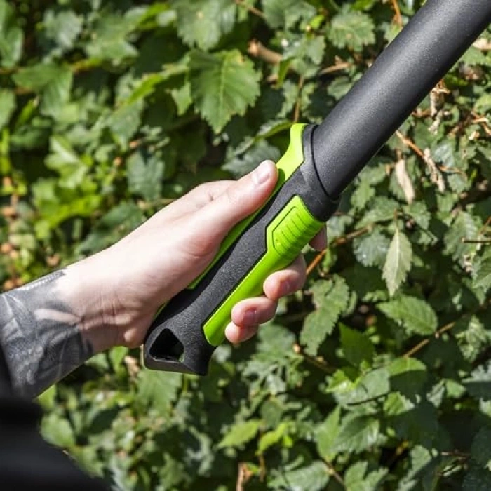 Yumuşak Saplı Karbon Çelik Bıçaklı Çit Makası