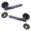 Siyah Daire Rozetli Oda Kapı Kolu ve Sürgülü Kapı Kulpu Seti