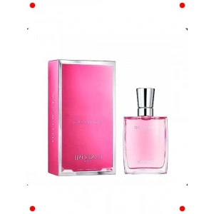 Canlı ve Çiçeksi Notalara Sahip Kadın Parfümü 30 ml