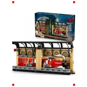 Hogwarts Ekspresi Kitaplık Dekoru Yapım Seti 10+ Yaş