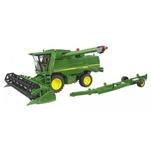- John Deere Biçerdöver Ölçekli Model