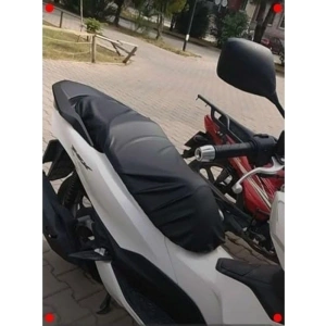 Su Tutmaz Scooter Sele Kılıfı – Belirli Modeller Uyumlu