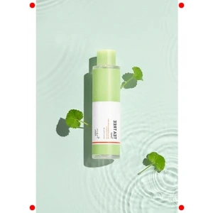 Yağlı Ciltler İçin Çay Ağacı Özlü Arındırıcı Tonik