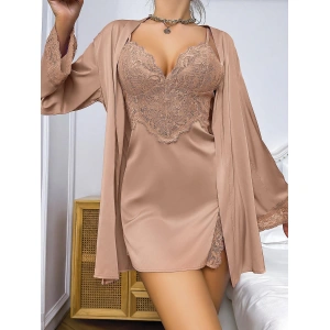 Arias Closet Özel Tasarım Dantel İşlemeli Şık Göğüs Dekolteli Sabahlıklı 2li Saten Gecelik Takımı