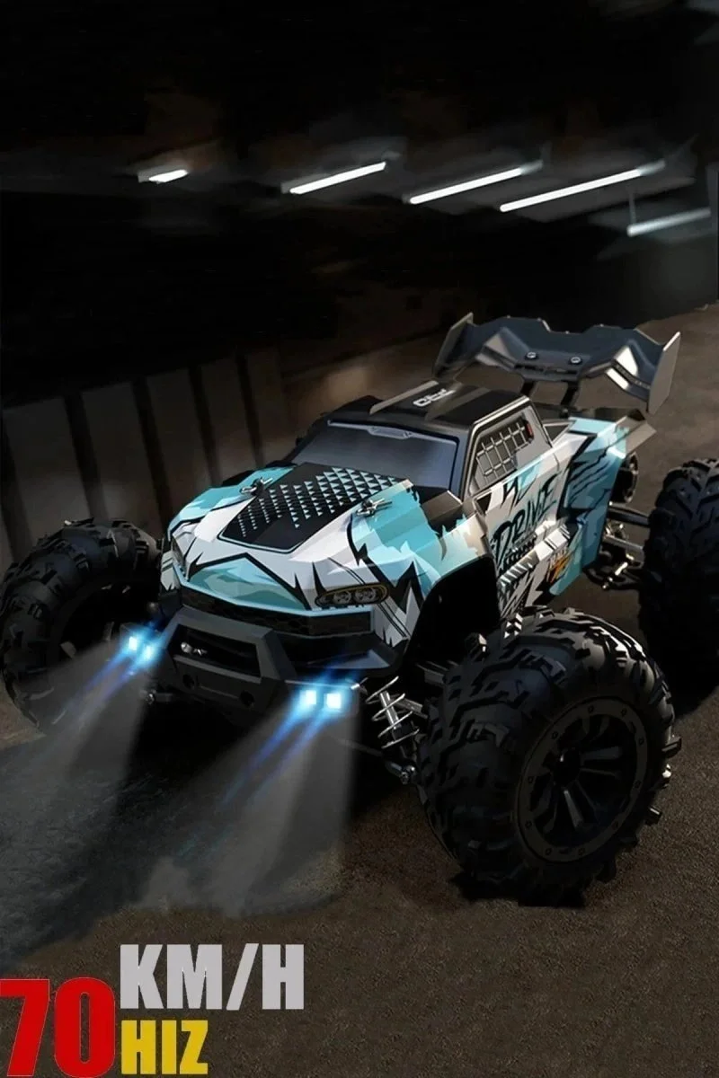 Profesyonel RC Uzaktan Kumandalı Araba 4WD 1:16 Metal İç Aksam 70km/H Şarjlı 4x4 Model Araç