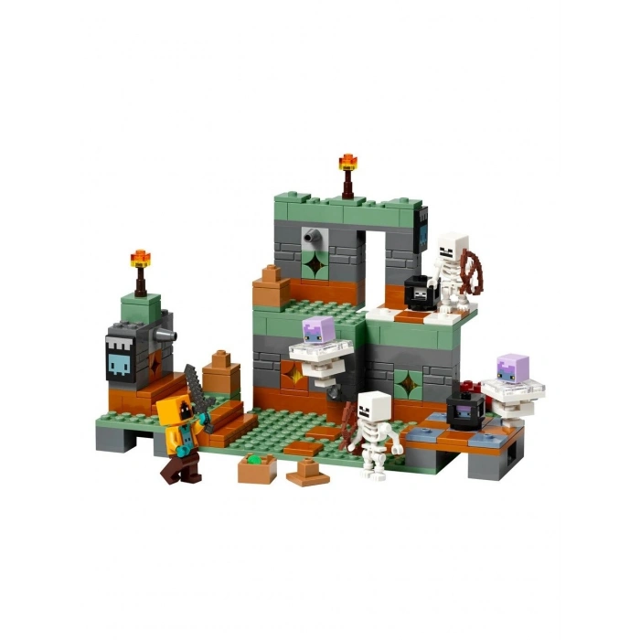 LEGO® 21271  Minecraft® Sınama Odası 322 Parça