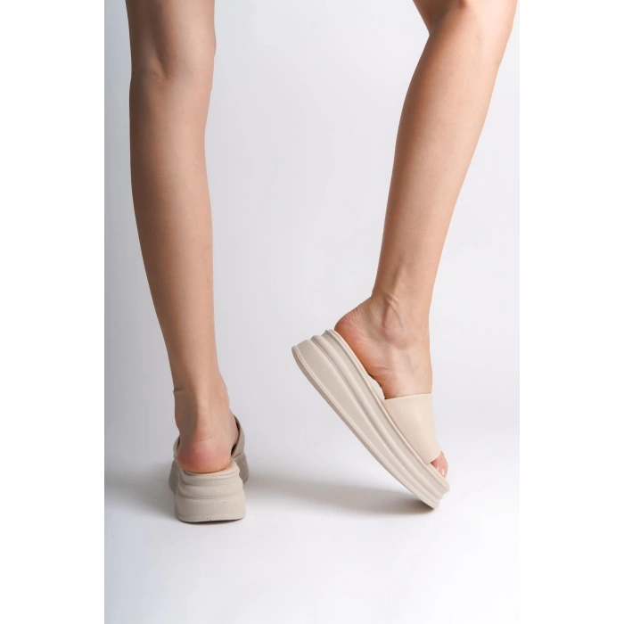 ALICE Düz Topuklu Kalın ve Ortopedik Taban Kadın Terlik CKT - Krem