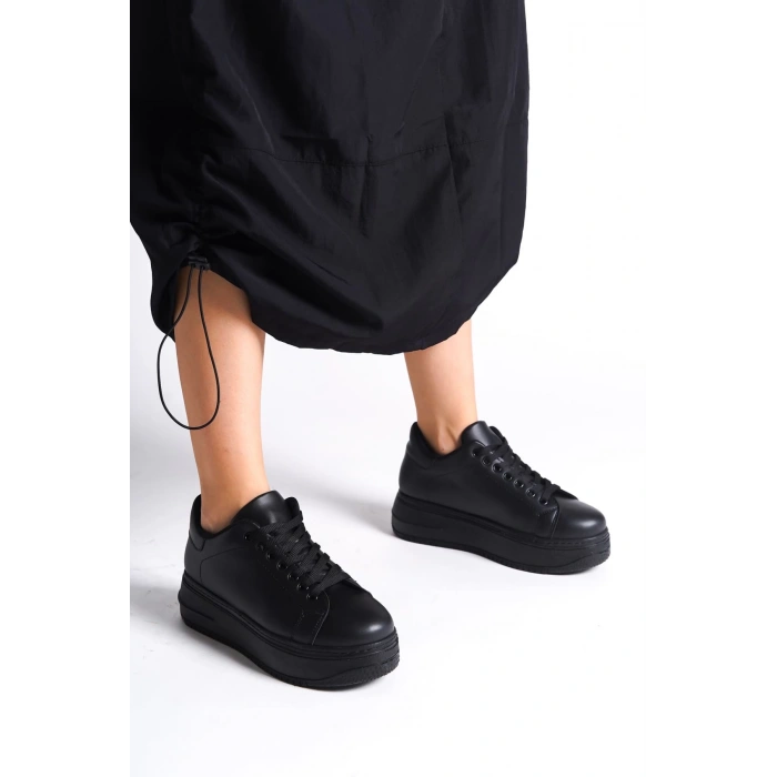 BIANA Bağcıklı Ortopedik Taban Kadın Sneaker Spor Ayakkabı CST - Siyah