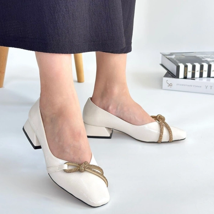 Estay Siyah Rugan Topuklu Ayakkabı