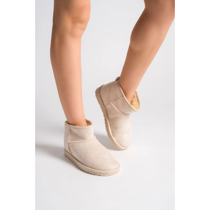 JOLIE Bağcıksız Düz Taban İçi Kürklü Kısa Süet Kadın Bot SKT - Krem