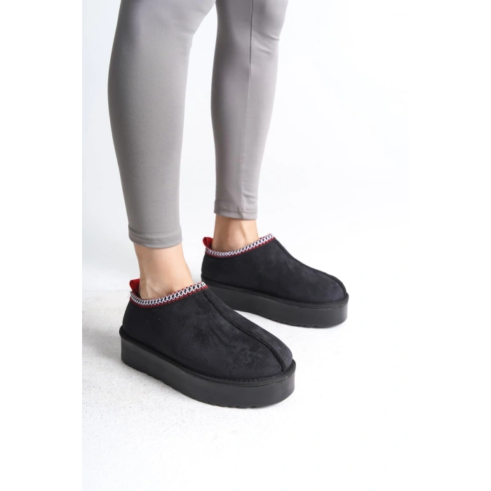 LEILA Bağcıksız Düz ve Kalın Taban İçi Kürklü Kısa Süet Kadın Bot  SST - Siyah