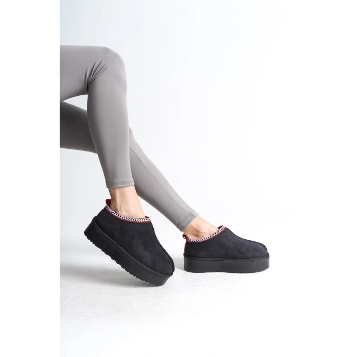 LEILA Bağcıksız Düz ve Kalın Taban İçi Kürklü Kısa Süet Kadın Bot  SST - Siyah