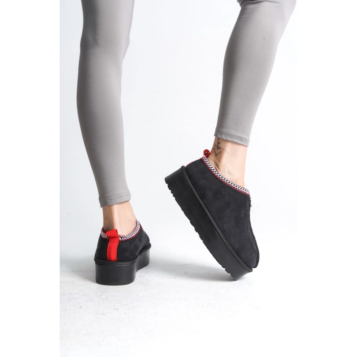 LEILA Bağcıksız Düz ve Kalın Taban İçi Kürklü Kısa Süet Kadın Bot  SST - Siyah