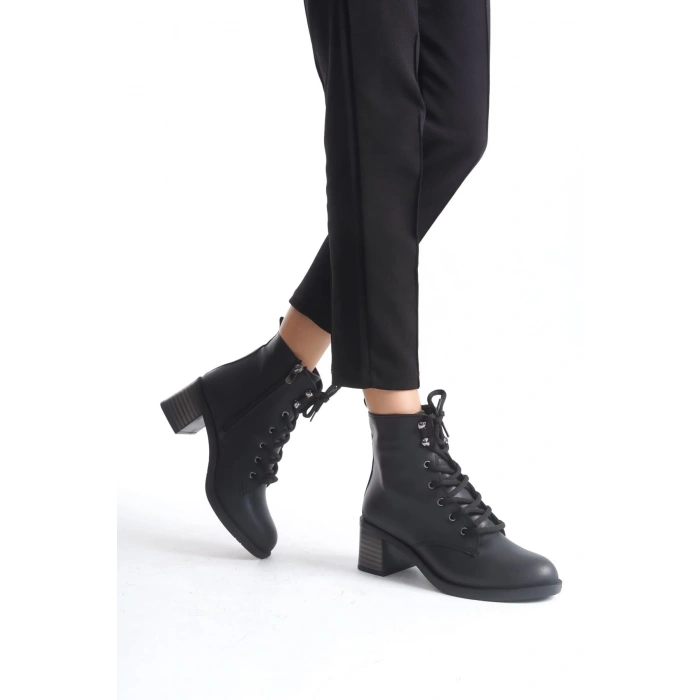 LENA Bağcıklı Fermuarlı Ortopedik Taban Topuklu Kadın Bot  CST - Siyah