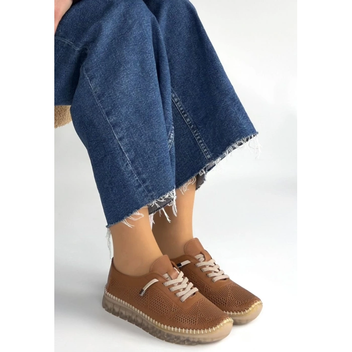 Merja Beyaz Deri Bağcıklı Spor Ayakkabı