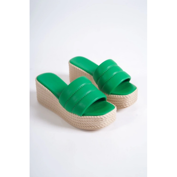 REINA Dolgu Topuklu Ortopedik Taban Hasır Görünümlü Kadın Terlik CKT - Yeşil