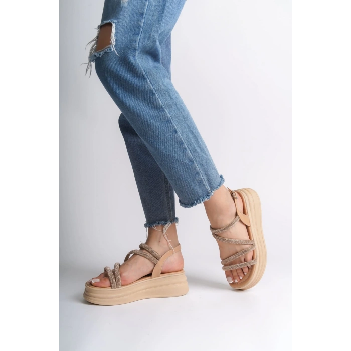 RILEY İnce Tokalı Taşlı Şeritli Ortopedik Taban Kadın Sandalet CTT - Ten