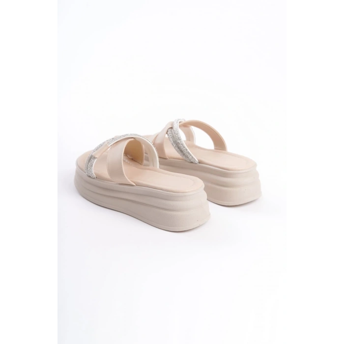 RUBY Düz Topuklu Taşlı Çapraz Şeritli Kalın ve Ortopedik Taban Kadın Terlik  CKT - Krem