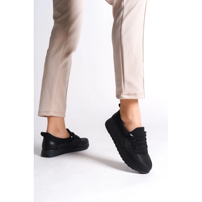 VIOLET Bağcıklı Lastikli Ortopedik Rahat Taban Taş Detaylı Klasik Kadın Babet Anne Ayakkabısı  CST - Siyah