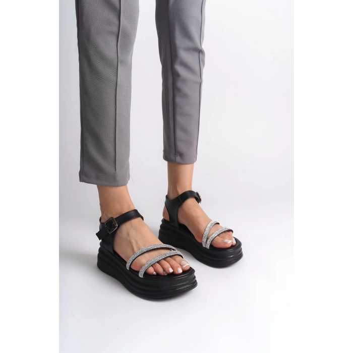 ZLOHE Kalın Tokalı Taşlı Şeritli Ortopedik Taban Kadın Sandalet  CST - Siyah