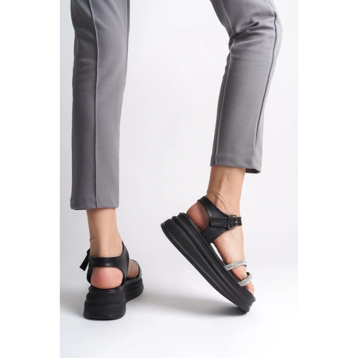 ZLOHE Kalın Tokalı Taşlı Şeritli Ortopedik Taban Kadın Sandalet  CST - Siyah