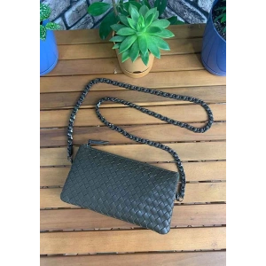 Guard El Örgüsü Küçük Boy Yeşil Hakiki Deri Kadın Çantası