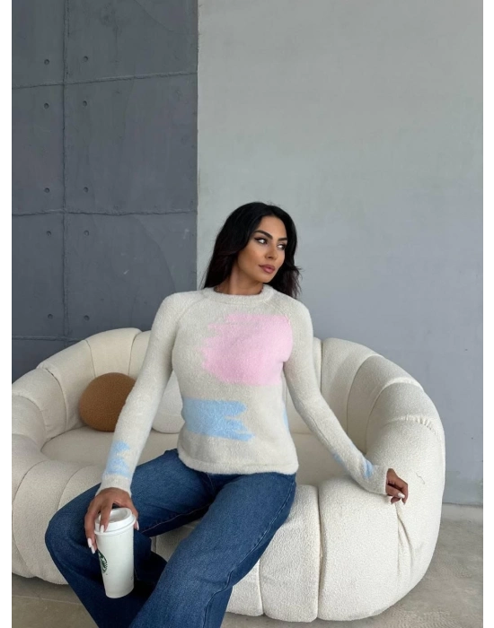 Bıyıklı Triko Kazak Beyaz