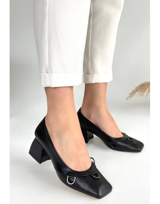 Cande Siyah Cilt Topuklu Ayakkabı - Bamido