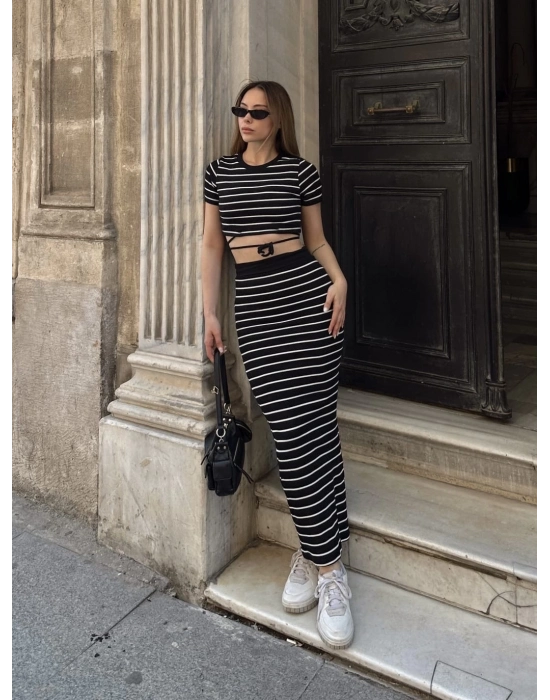 Çizgili Etekli Takım Siyah S3609