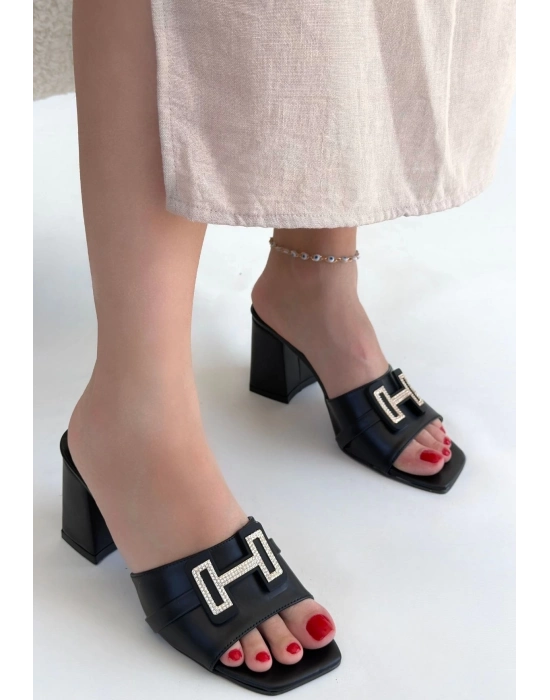 Erew Siyah Cilt Topuklu Terlik