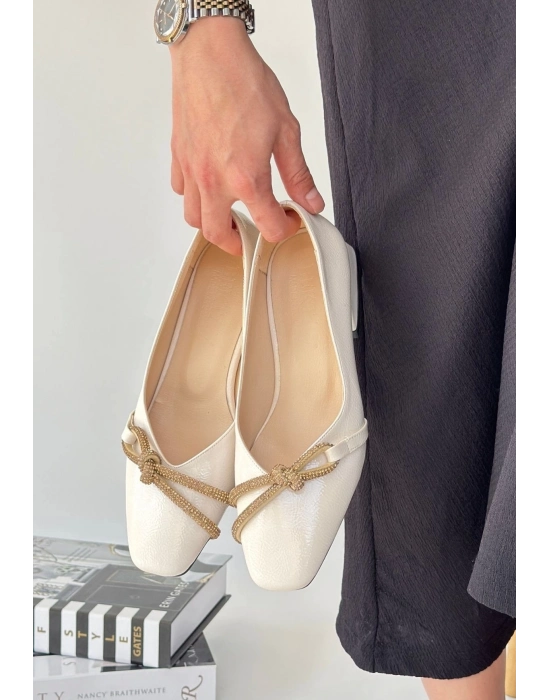 Estay Ten Rugan Topuklu Ayakkabı