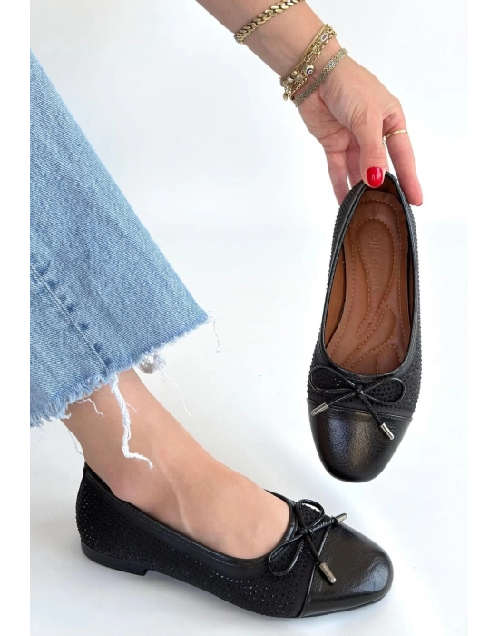 Etya Siyah Cilt Babet Ayakkabı