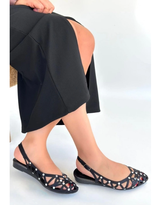 Faty Siyah Cilt Babet Ayakkabı