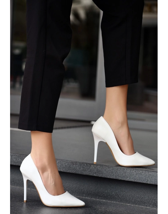 Hillar Beyaz Cilt Stiletto Ayakkabı - Bamido