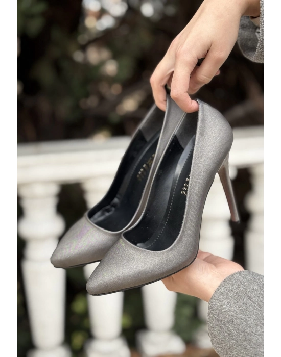 Hillar Platin Saten Stiletto Ayakkabı - Bamido