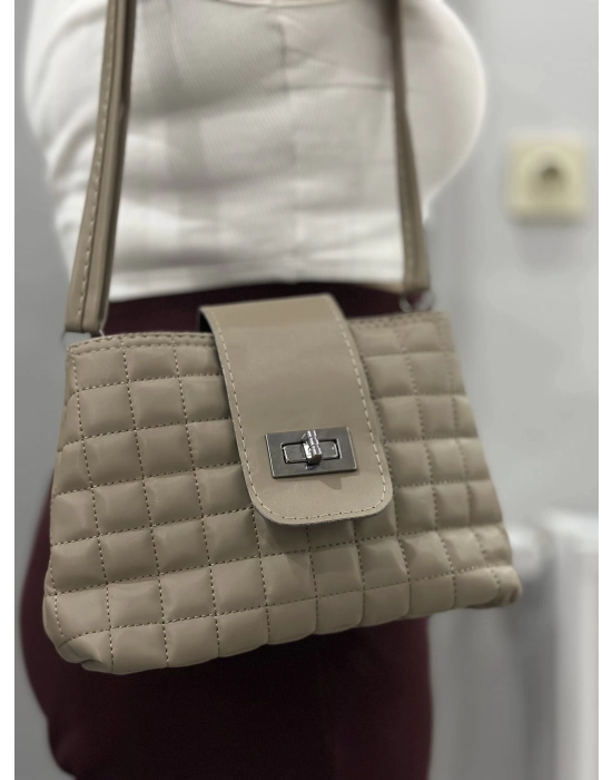 Kapaklı Kapitone Vizon Cilt Çanta