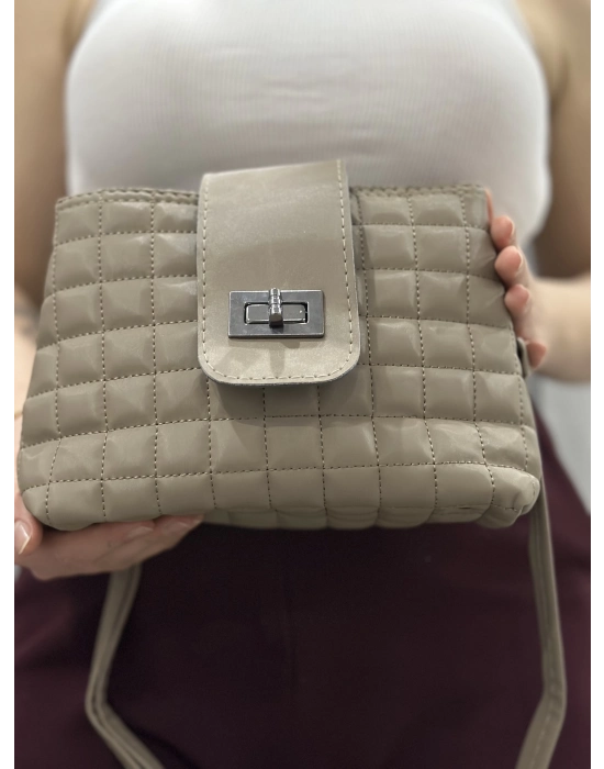 Kapaklı Kapitone Vizon Cilt Çanta