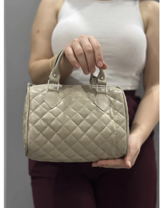 Kapaksız Kapitone Bej Cilt Çanta