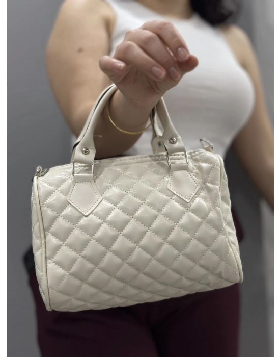 Kapaksız Kapitone Krem Cilt Çanta