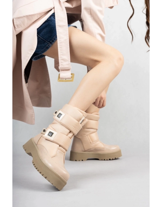 Miah Nude Rugan Kar Bot